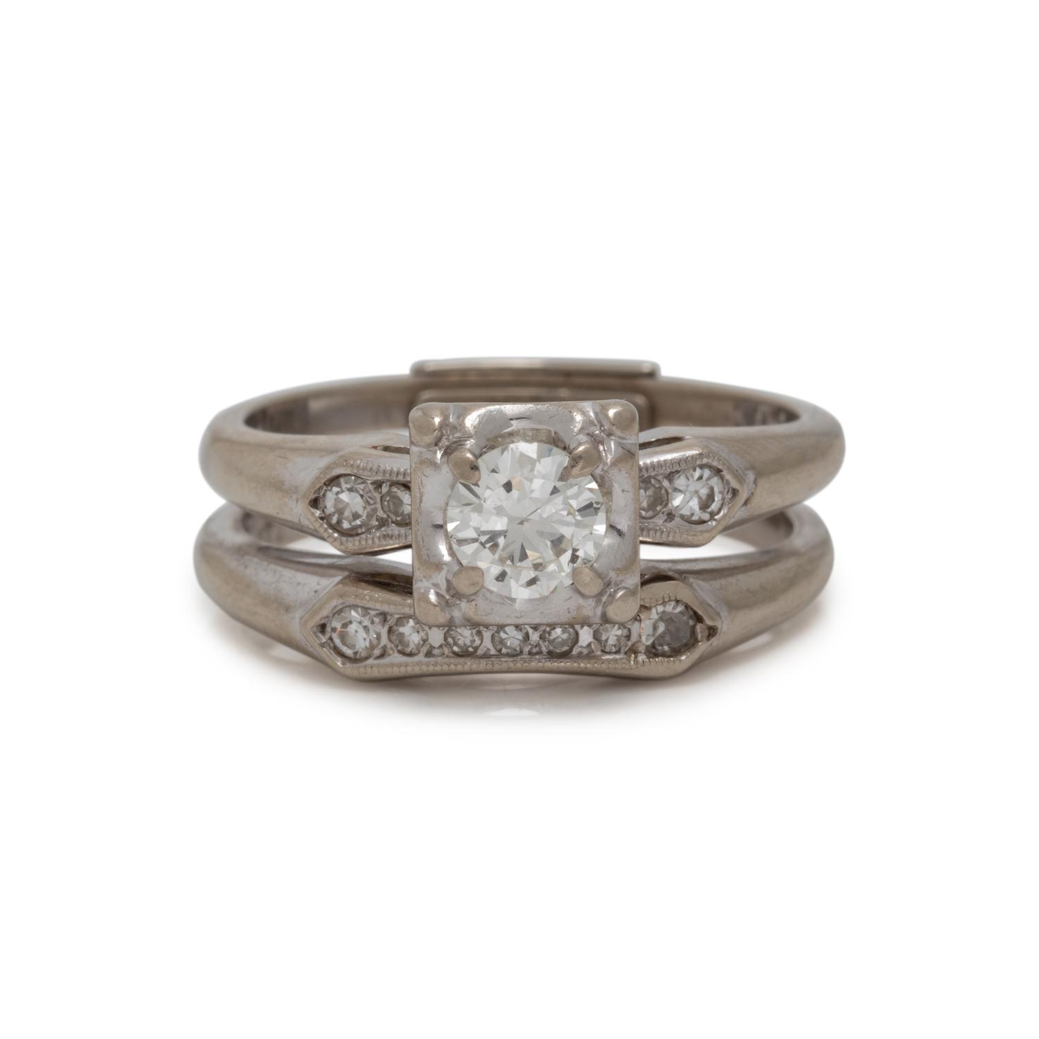 DIAMOND RING