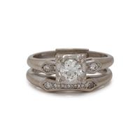 DIAMOND RING