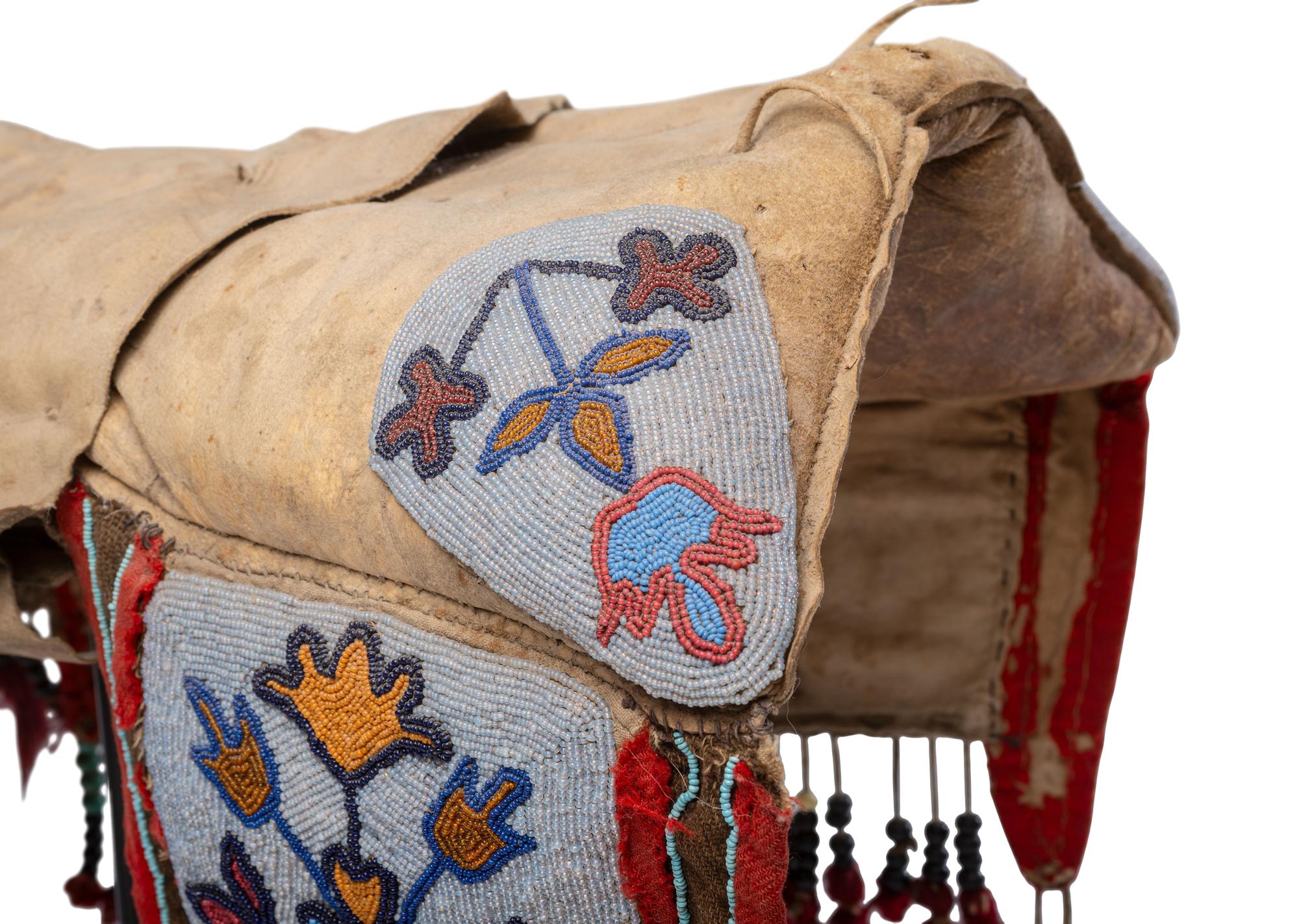 Cree Beaded Hide Pad Saddle