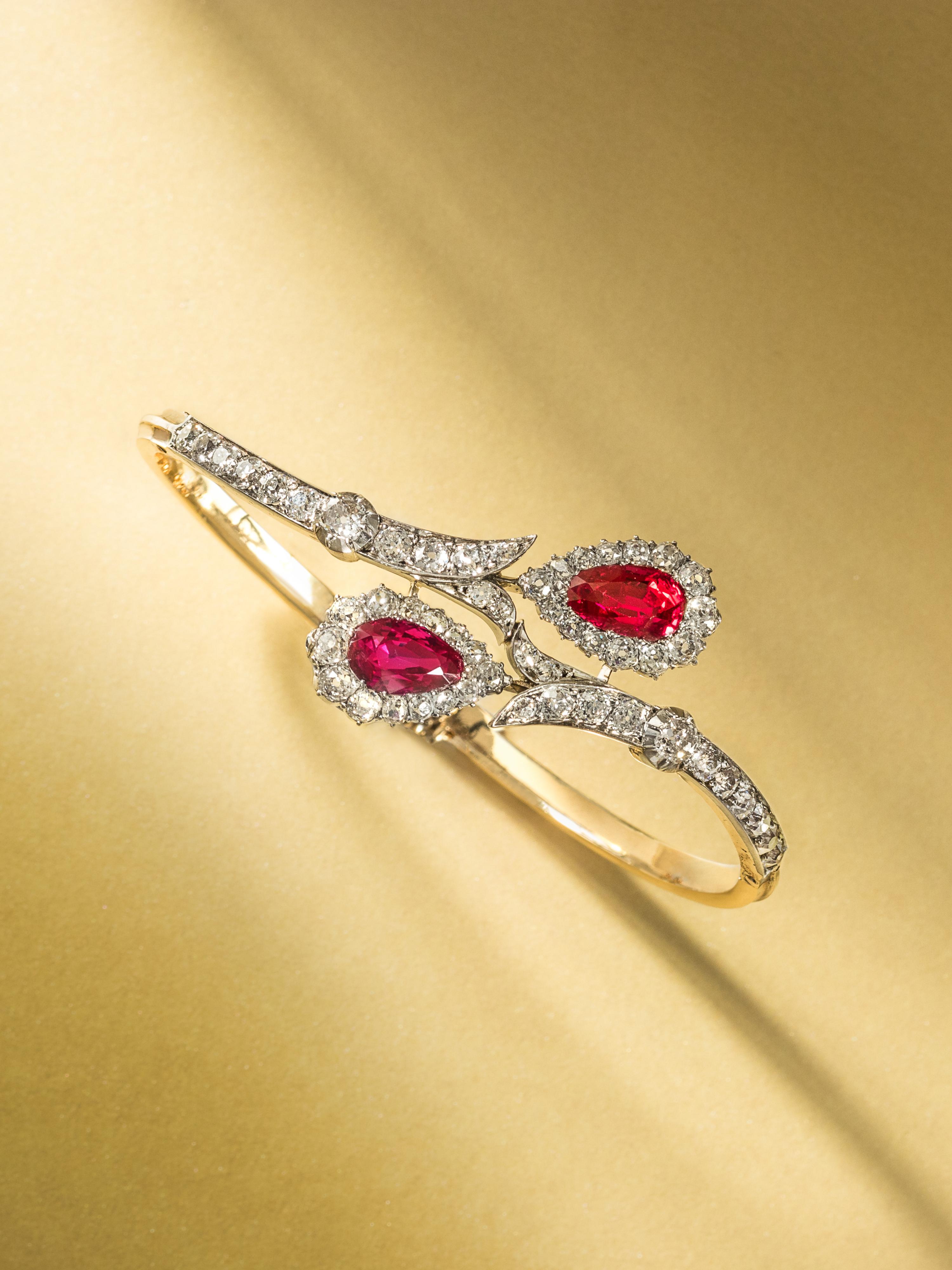 AN IMPORTANT, ANTIQUE BURMESE RUBY AND DIAMOND BRACELET