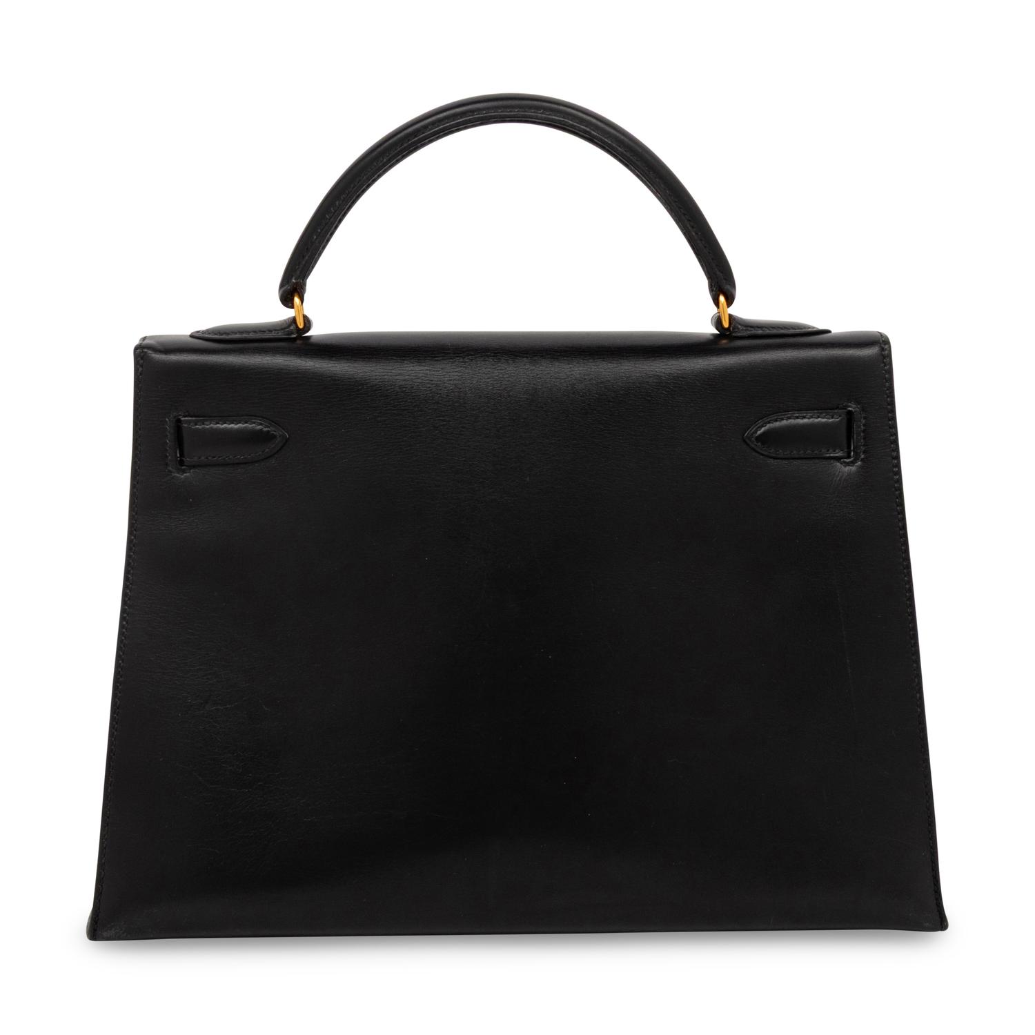 HERMÈS, KELLY 32 IN NOIR BOX LEATHER