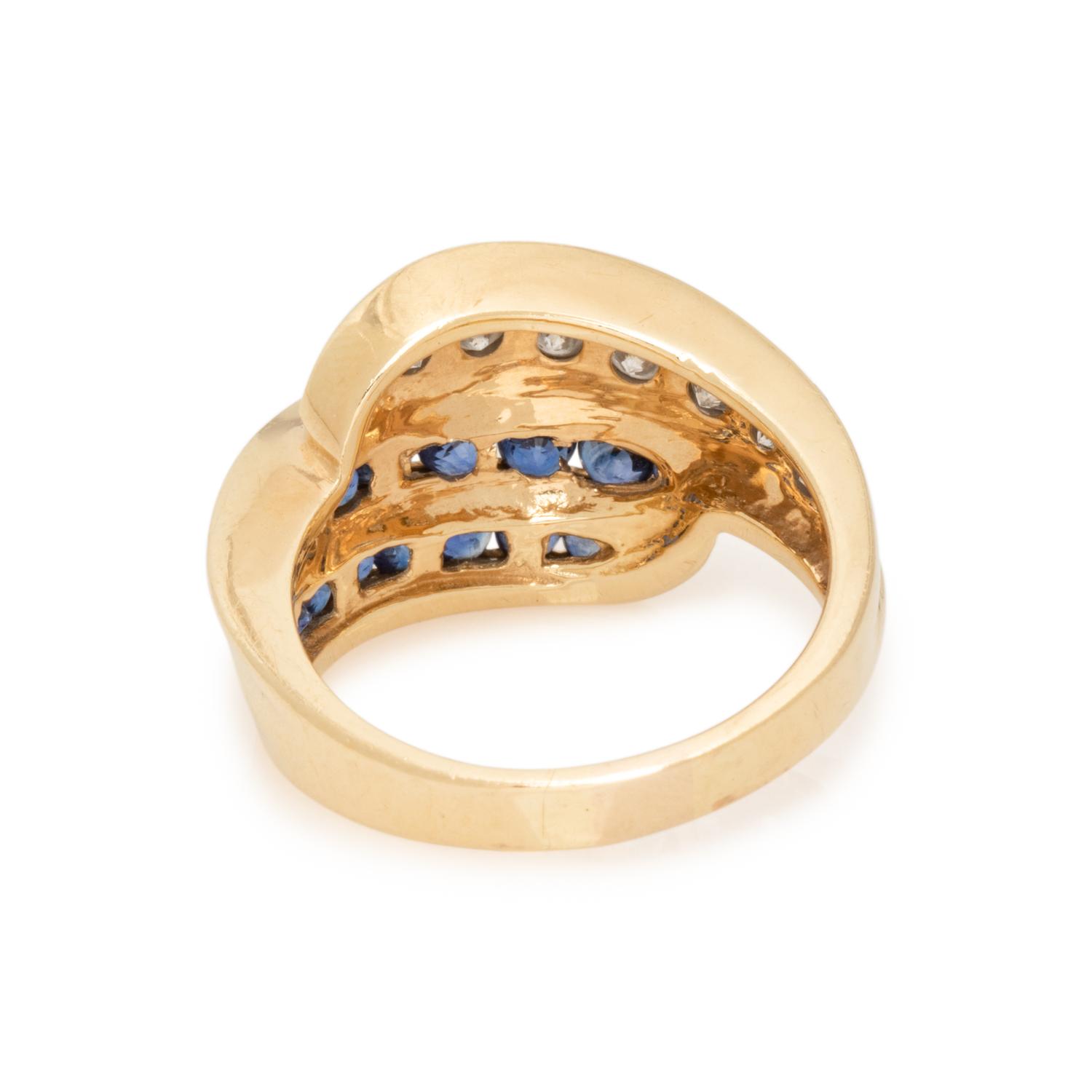DIAMOND AND SAPPHIRE RING