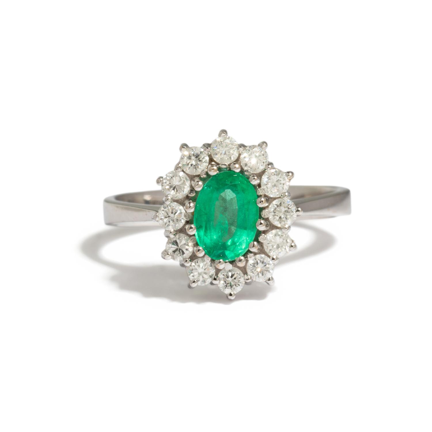 EMERALD AND DIAMOND RING