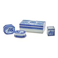A Group of Four Chinese Export Porcelain Fitzhugh Tablewares