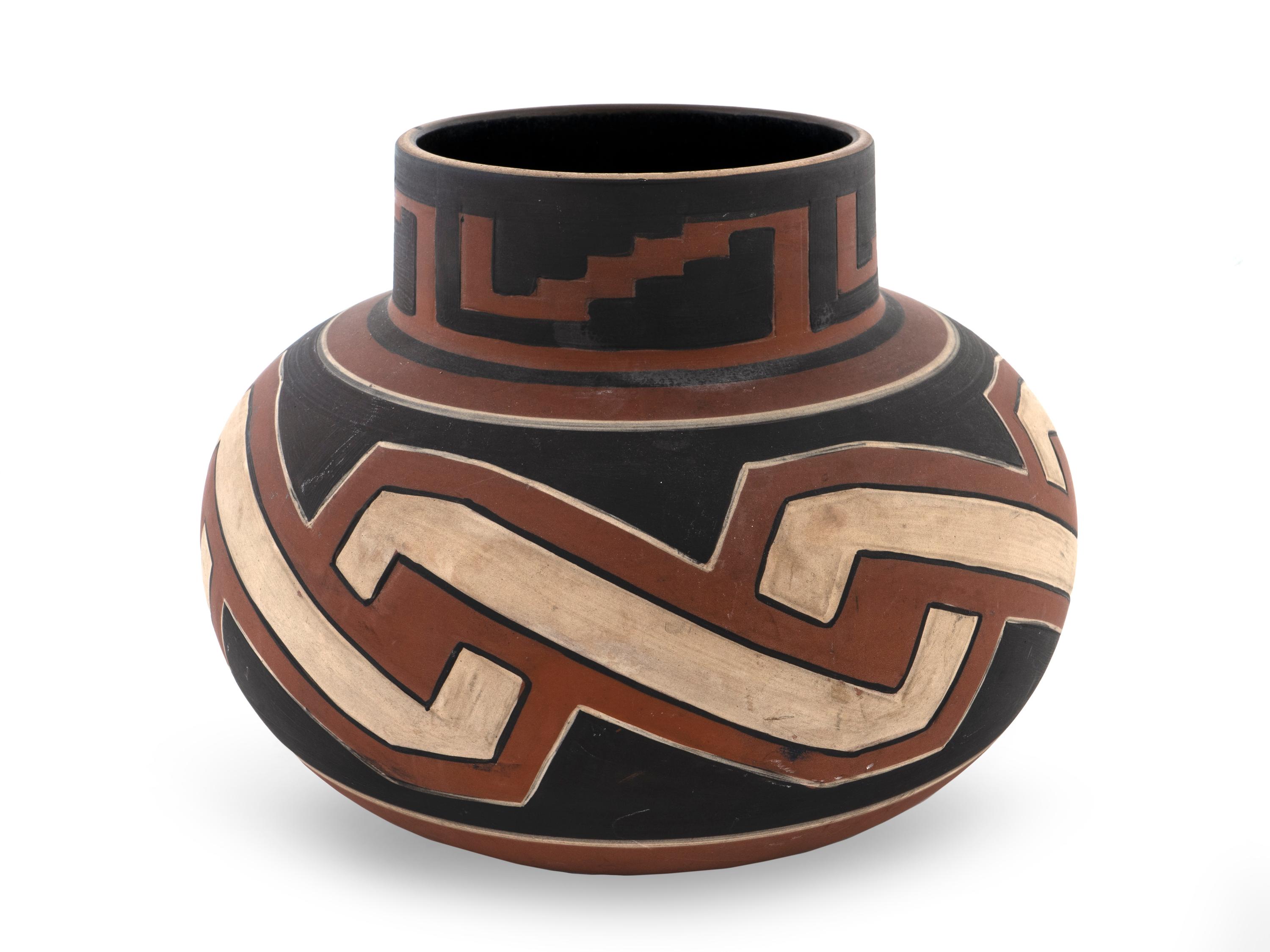 A Clifton Art Pottery Hopi Style Bulbous Vase — 1906-1909