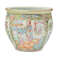 A Chinese Export Porcelain Rose Medallion Jardiniere