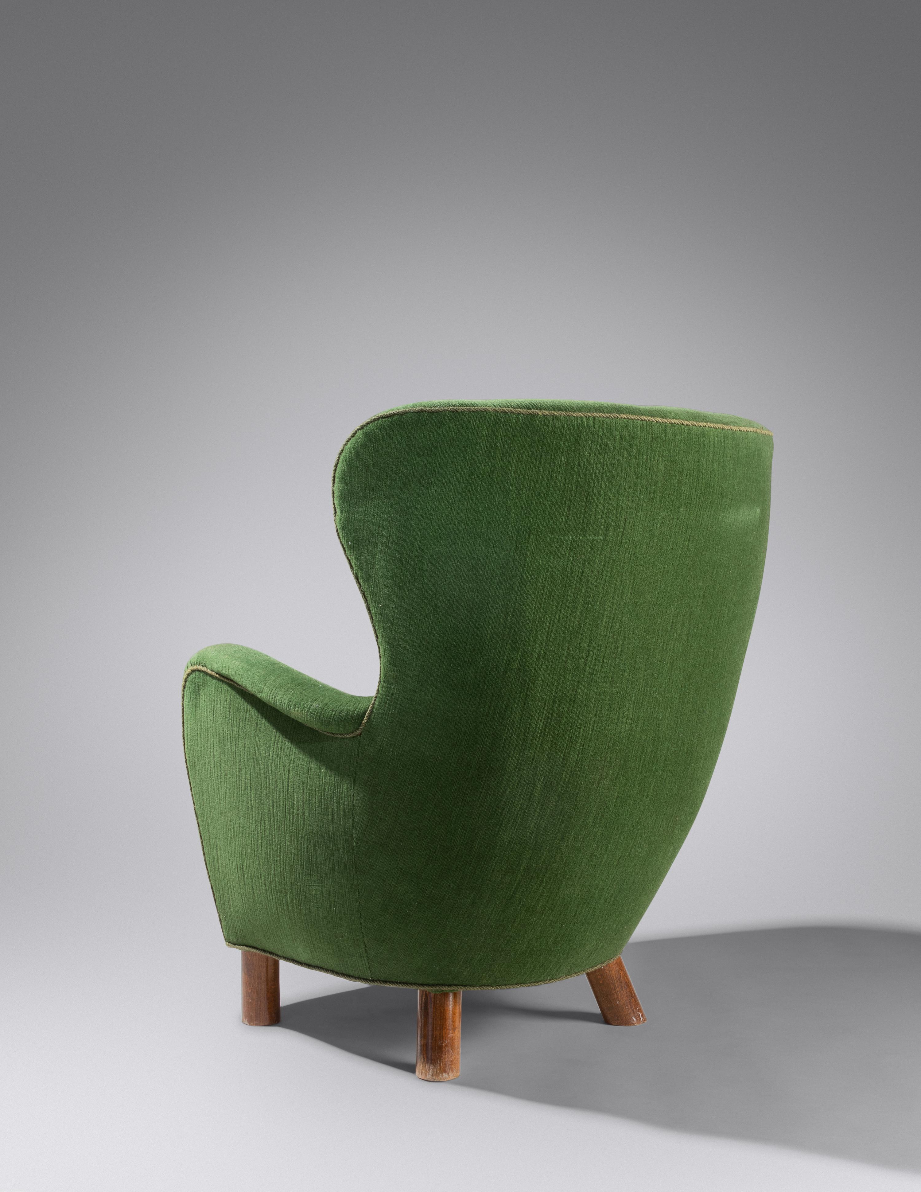 Wingback Lounge Chair