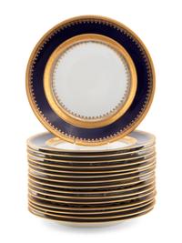 A Set of Sixteen Czechoslovakian Porcelain Dinner Plates