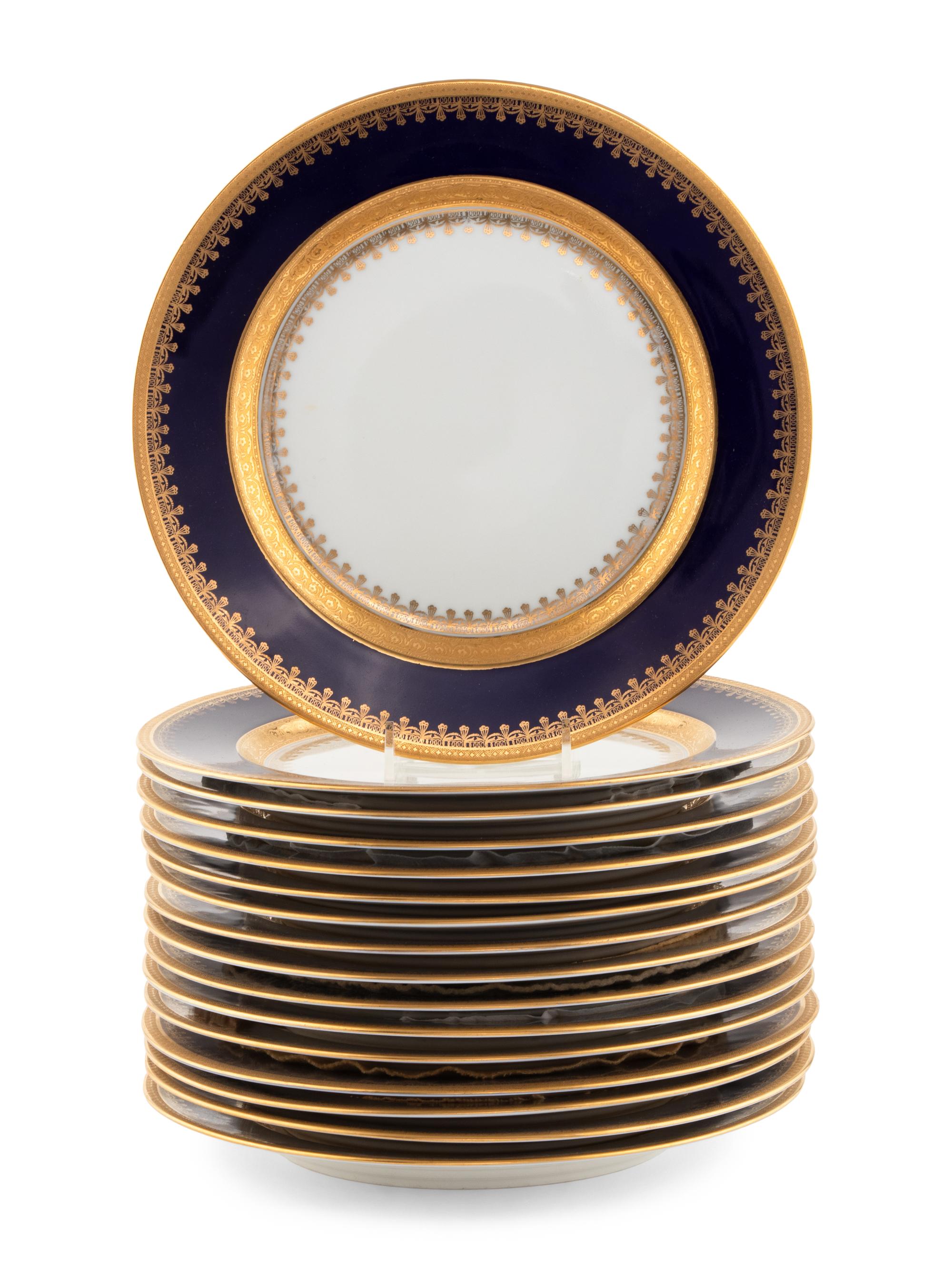A Set of Sixteen Czechoslovakian Porcelain Dinner Plates