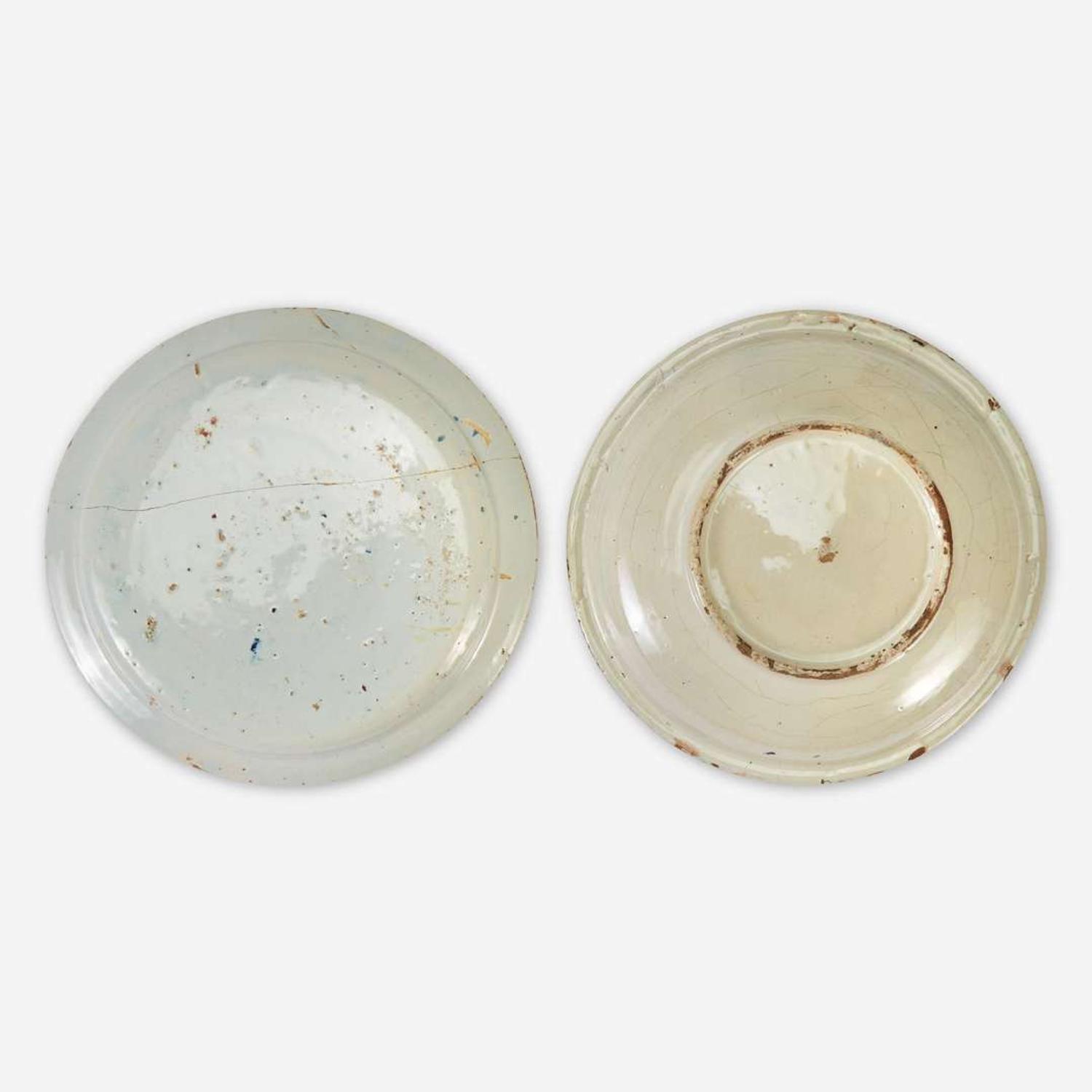 Two English Delftware dishes commemorating William & Mary London, circa 1690
