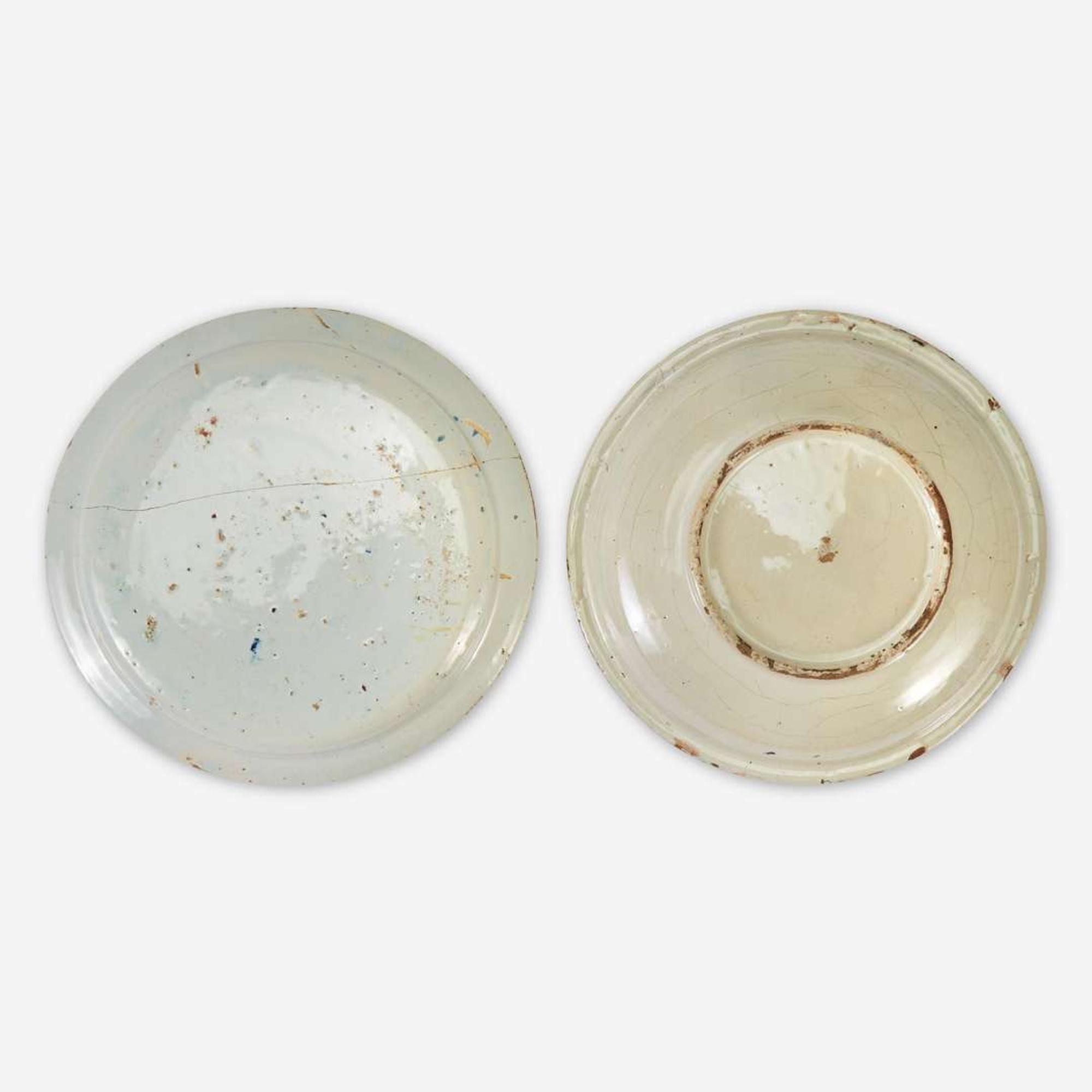 Two English Delftware dishes commemorating William & Mary London, circa 1690