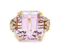 An 18 Karat Yellow Gold, Kunzite and Diamond Ring, 8.50 dwts.