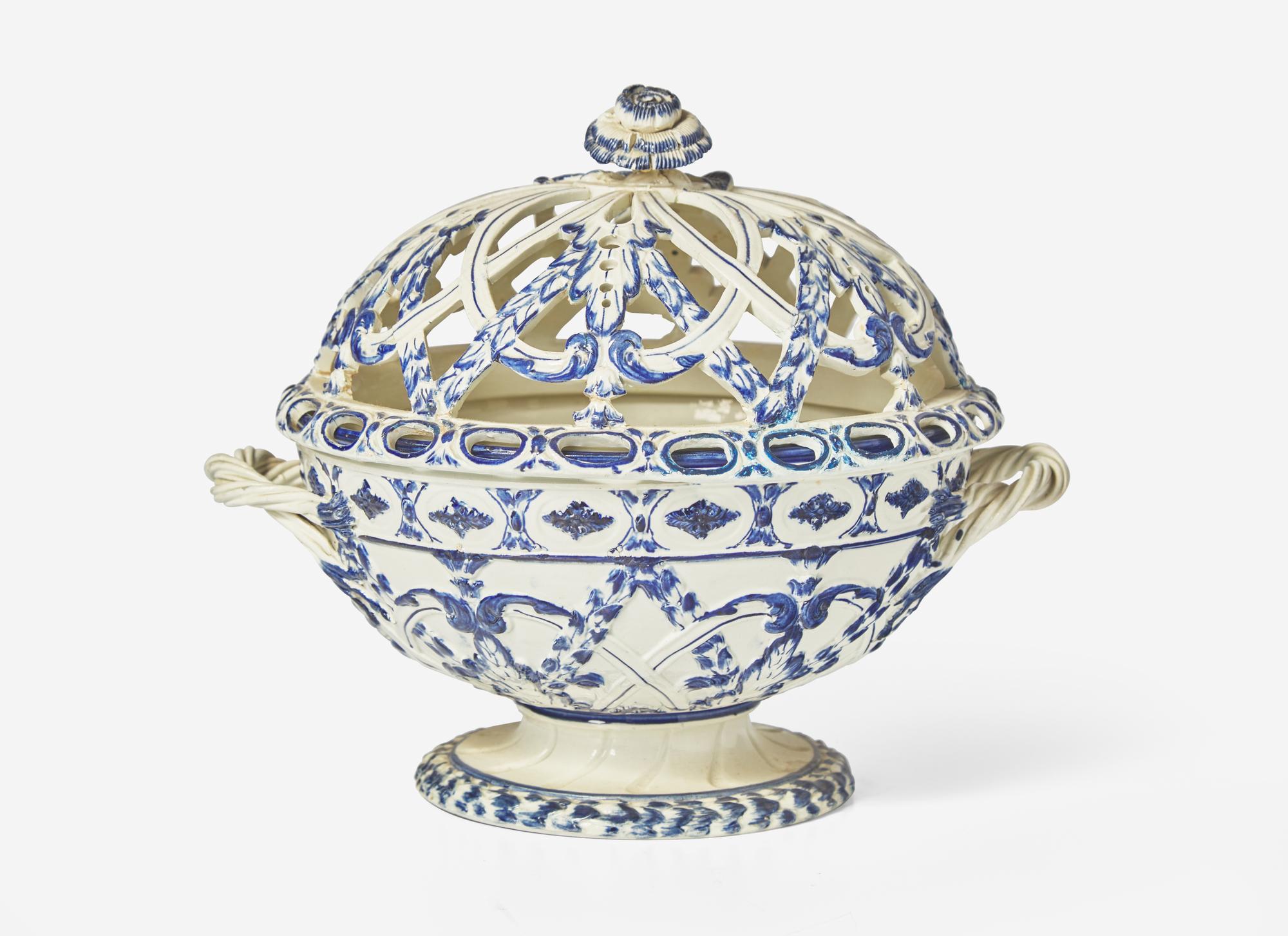 A Wedgwood Cobalt Decorated Reticulated Creamware Pot-Pourri