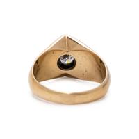 YELLOW GOLD AND DIAMOND RING