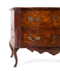 An Italian Burlwood Commode