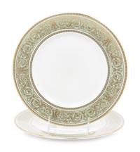 A Royal Doulton English Renaissance Porcelain Dinner Service