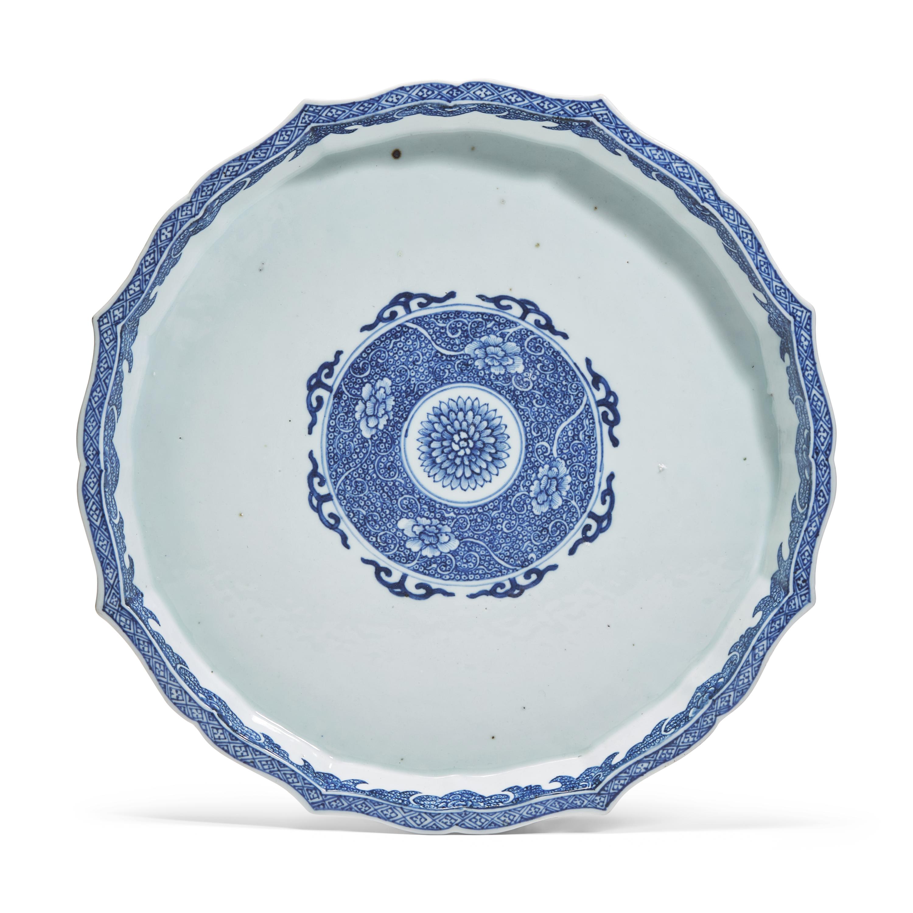 A Large Chinese Export Blue and White Serving Plate