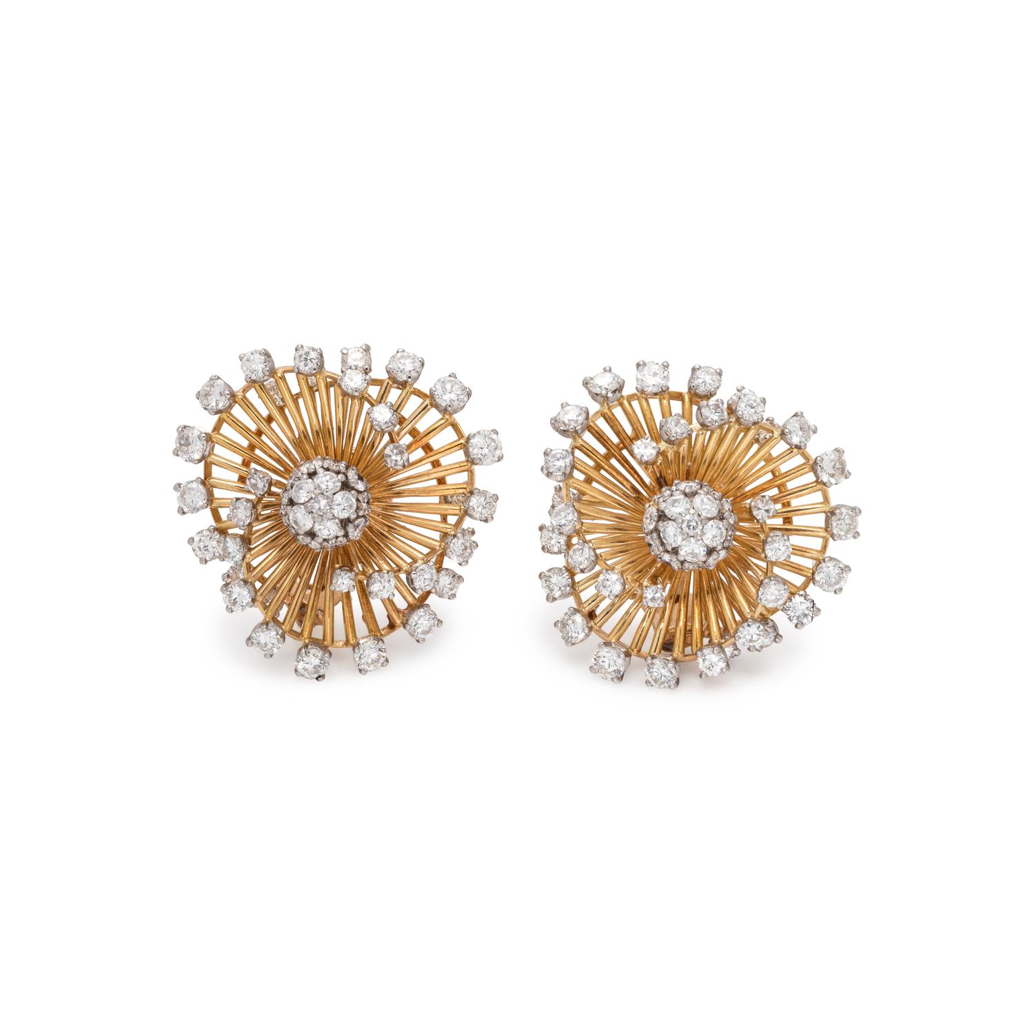YELLOW GOLD AND DIAMOND EARCLIPS