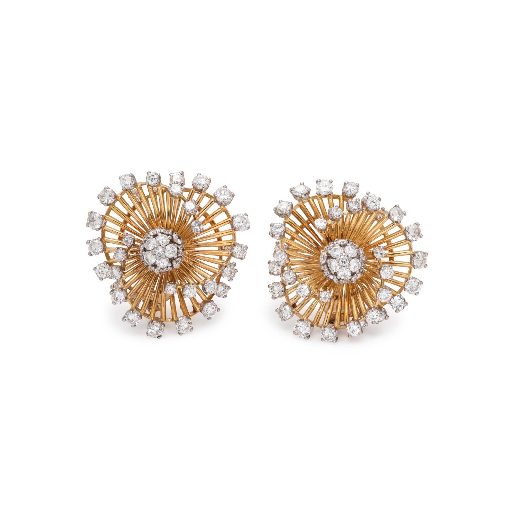 YELLOW GOLD AND DIAMOND EARCLIPS