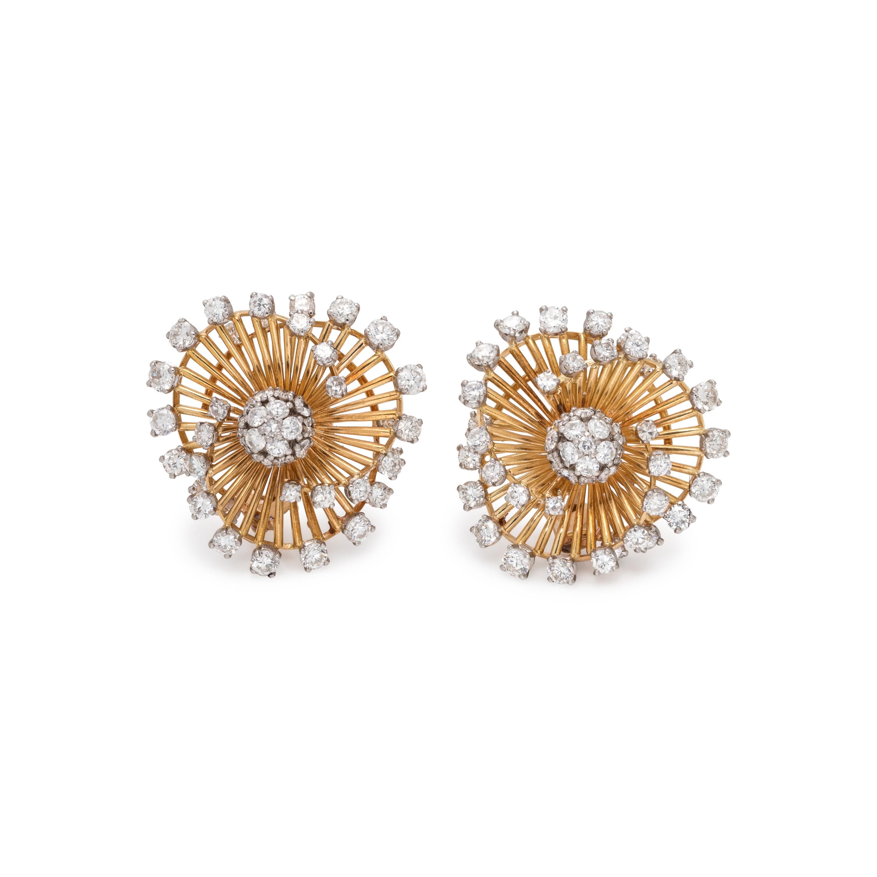 YELLOW GOLD AND DIAMOND EARCLIPS
