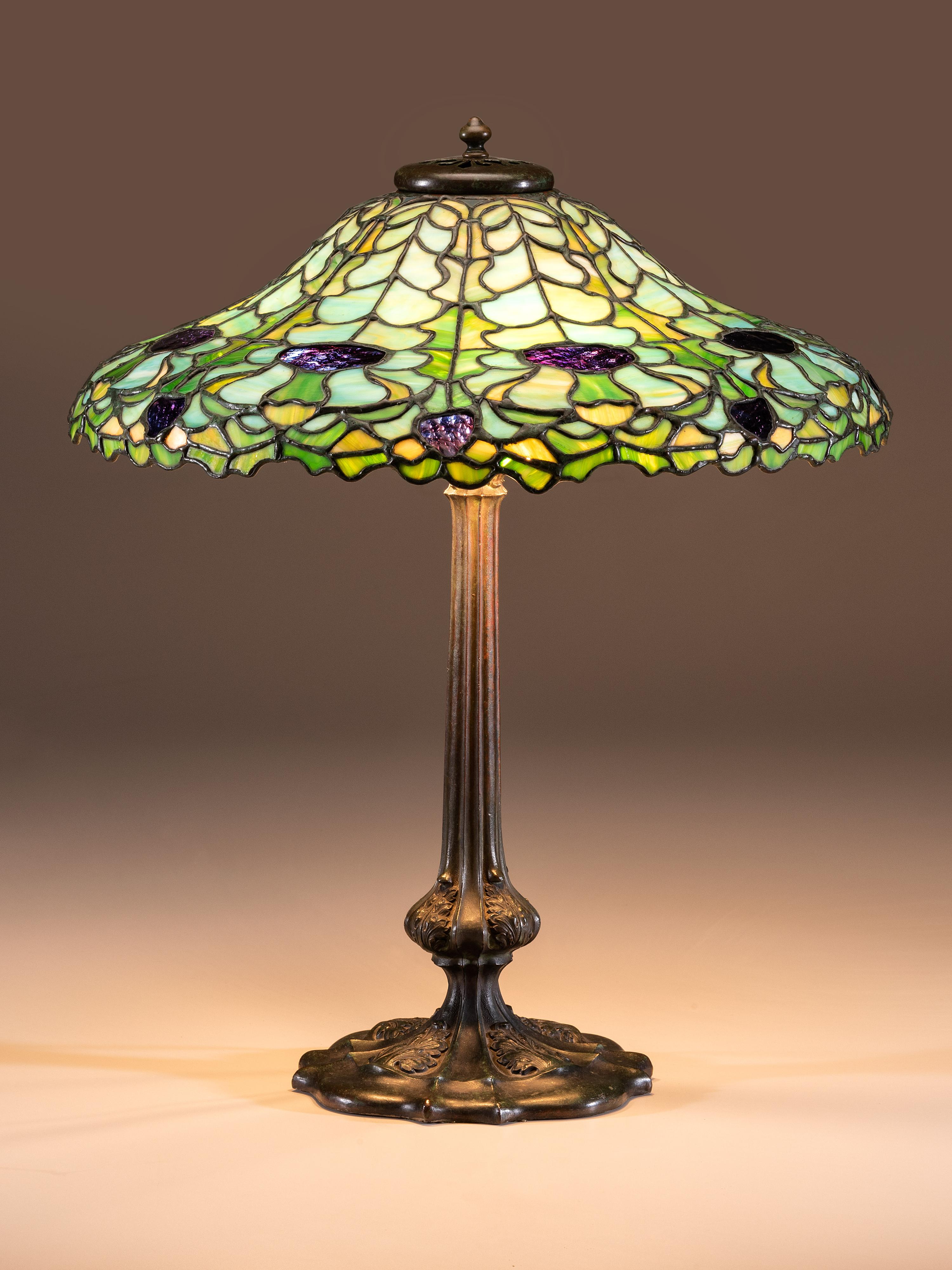 Thistle Table Lamp