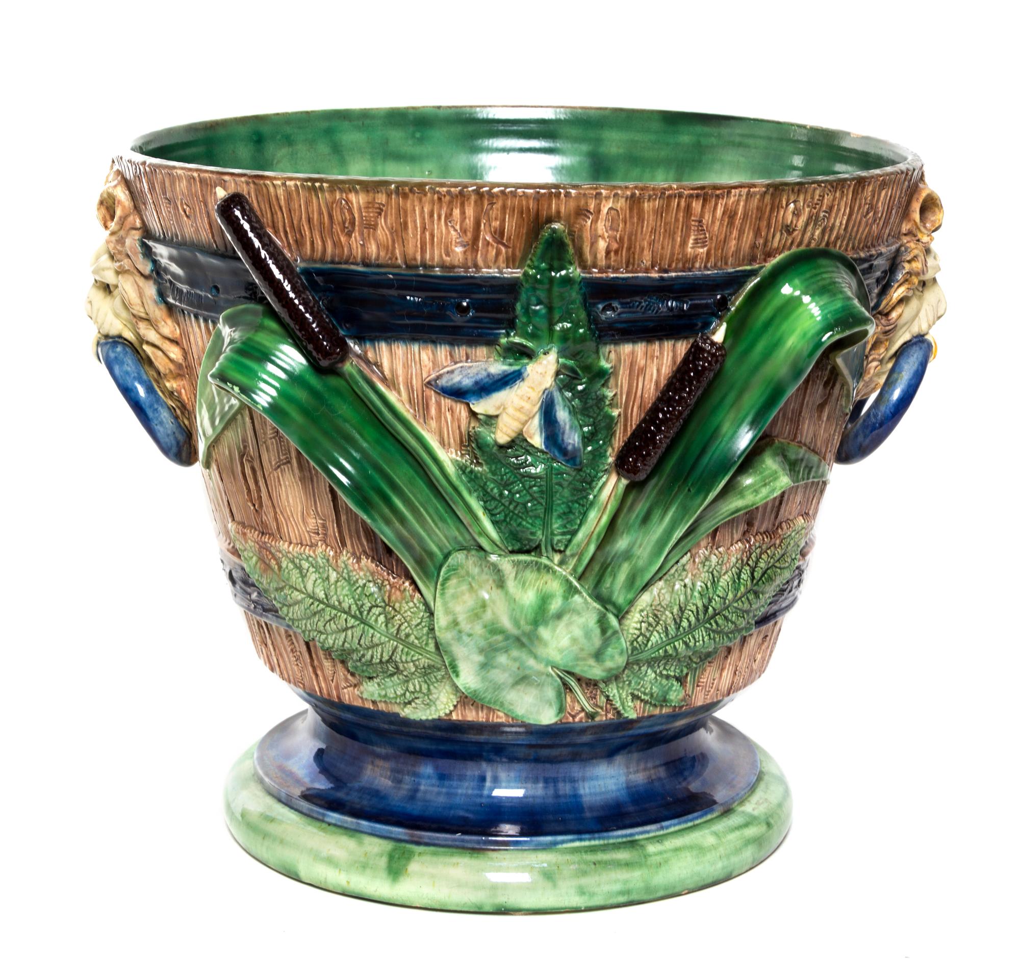 A Large Palissy Majolica Jardiniere Height 16 x diameter 17 inches. — LATE 19TH CENTURY