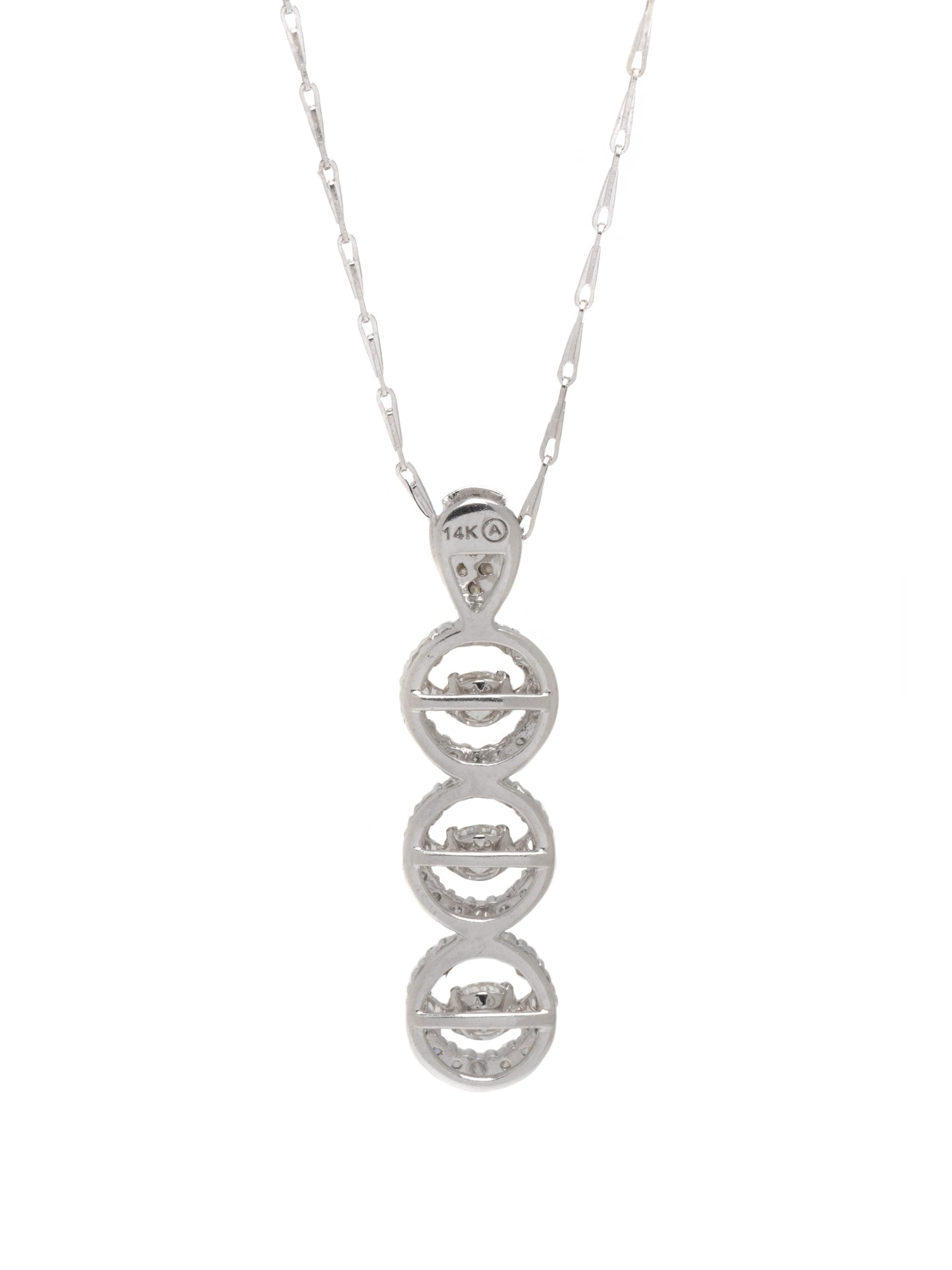 DIAMOND PENDANT NECKLACE