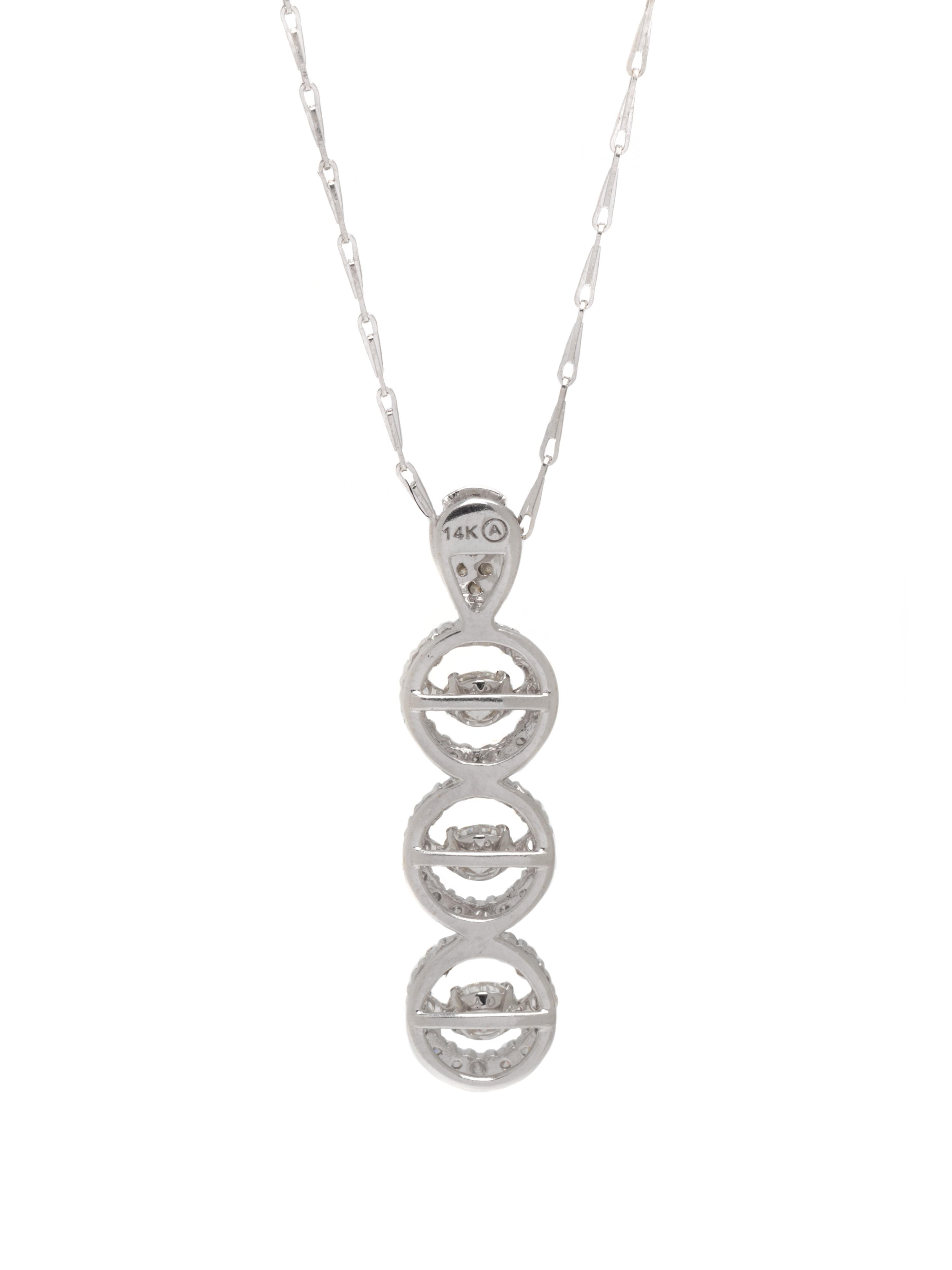 DIAMOND PENDANT NECKLACE