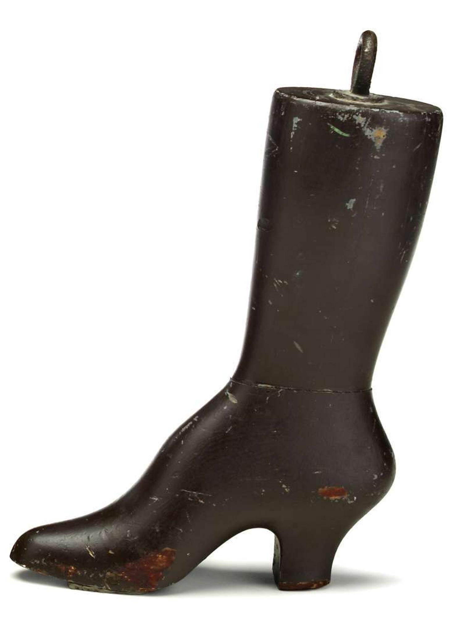 Turned and painted boot-form trade sign 19th century
