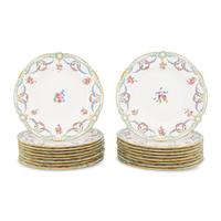 A Set of Eighteen Mintons Porcelain Plates