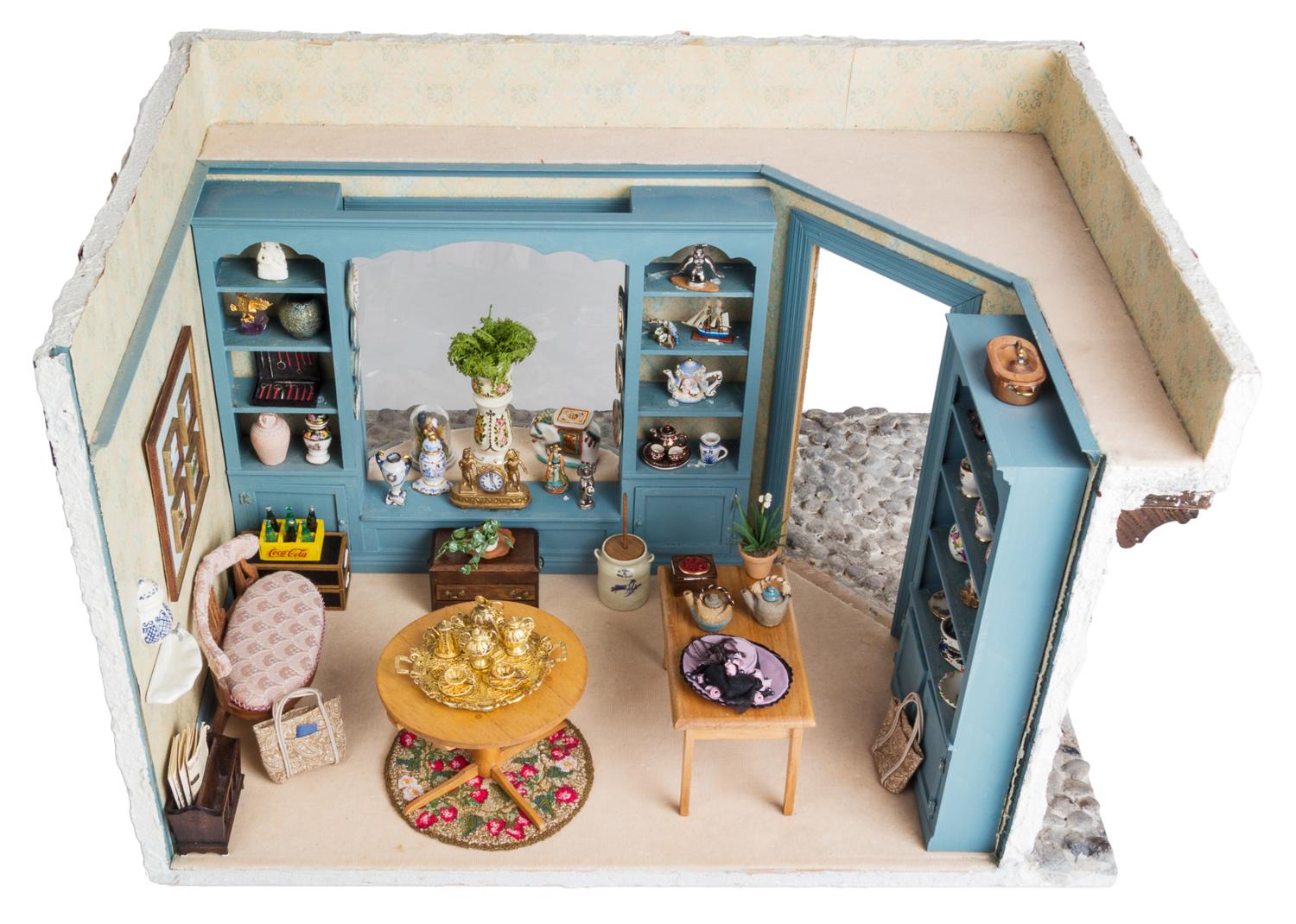 An American Room Height 10 3/8 x width 16 x depth 13 1/8 inches. — Decorated by Bets O'Meara