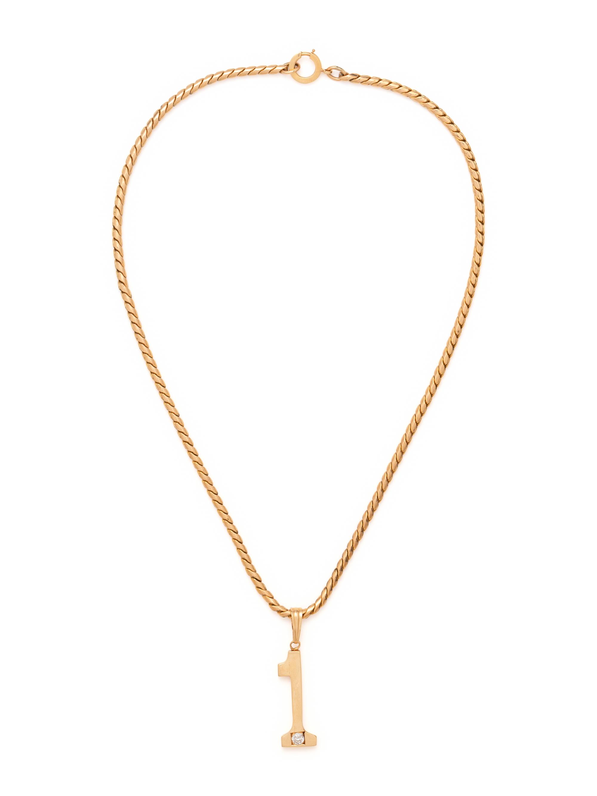 YELLOW GOLD AND DIAMOND PENDANT/NECKLACE