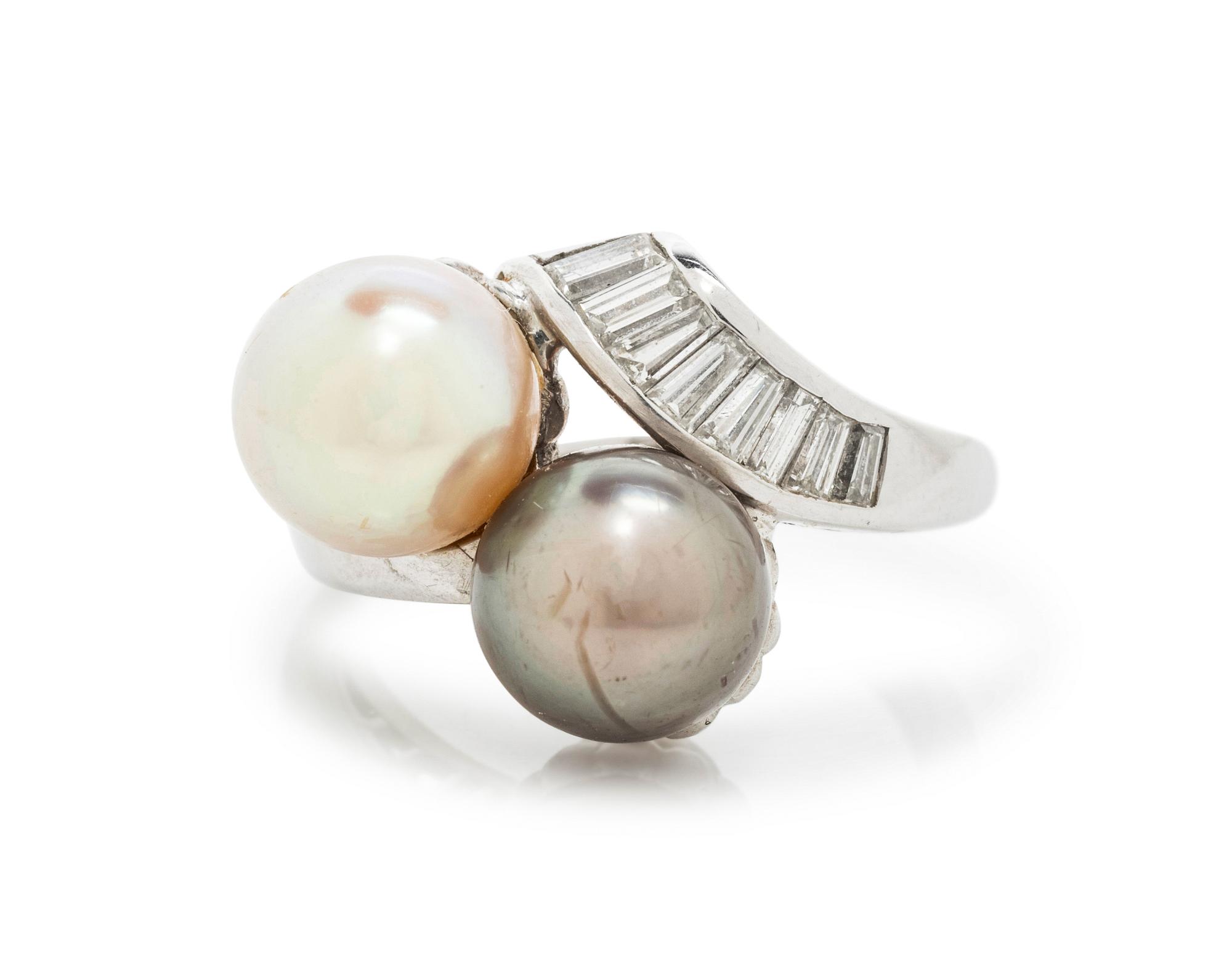 CULTURED PEARL AND DIAMOND 'TOI ET MOI' RING