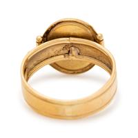 COLLECTION OF YELLOW GOLD JEWELRY