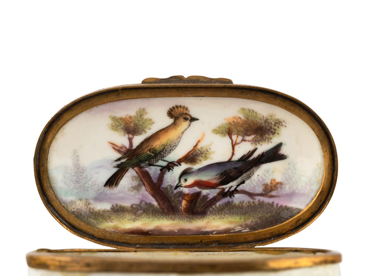 A Continental Porcelain Double Snuff Box