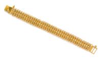 A High Karat Yellow Gold Link Bracelet, 17.70 dwts.