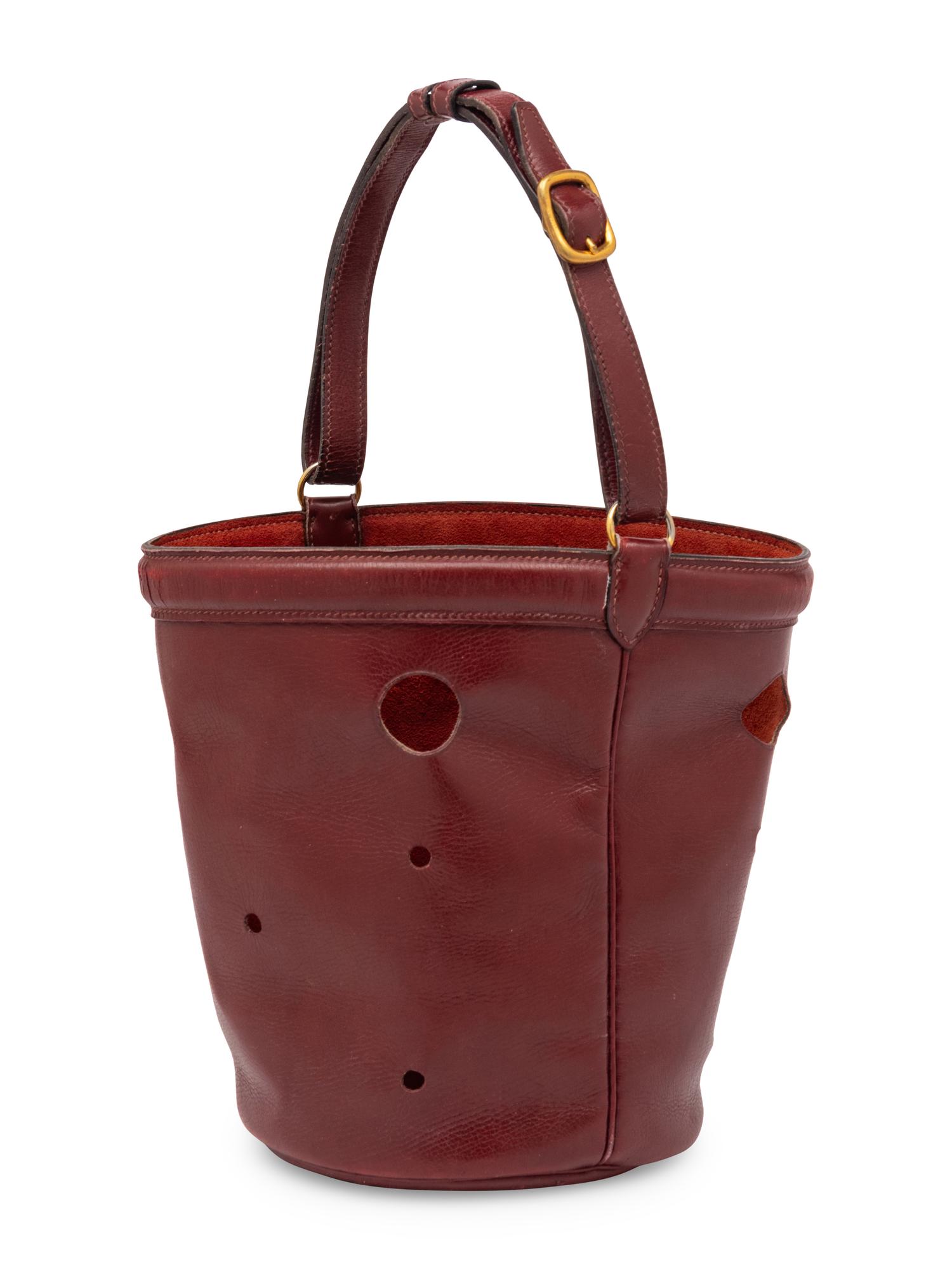 HERMÈS, MANGEOIRE BAG