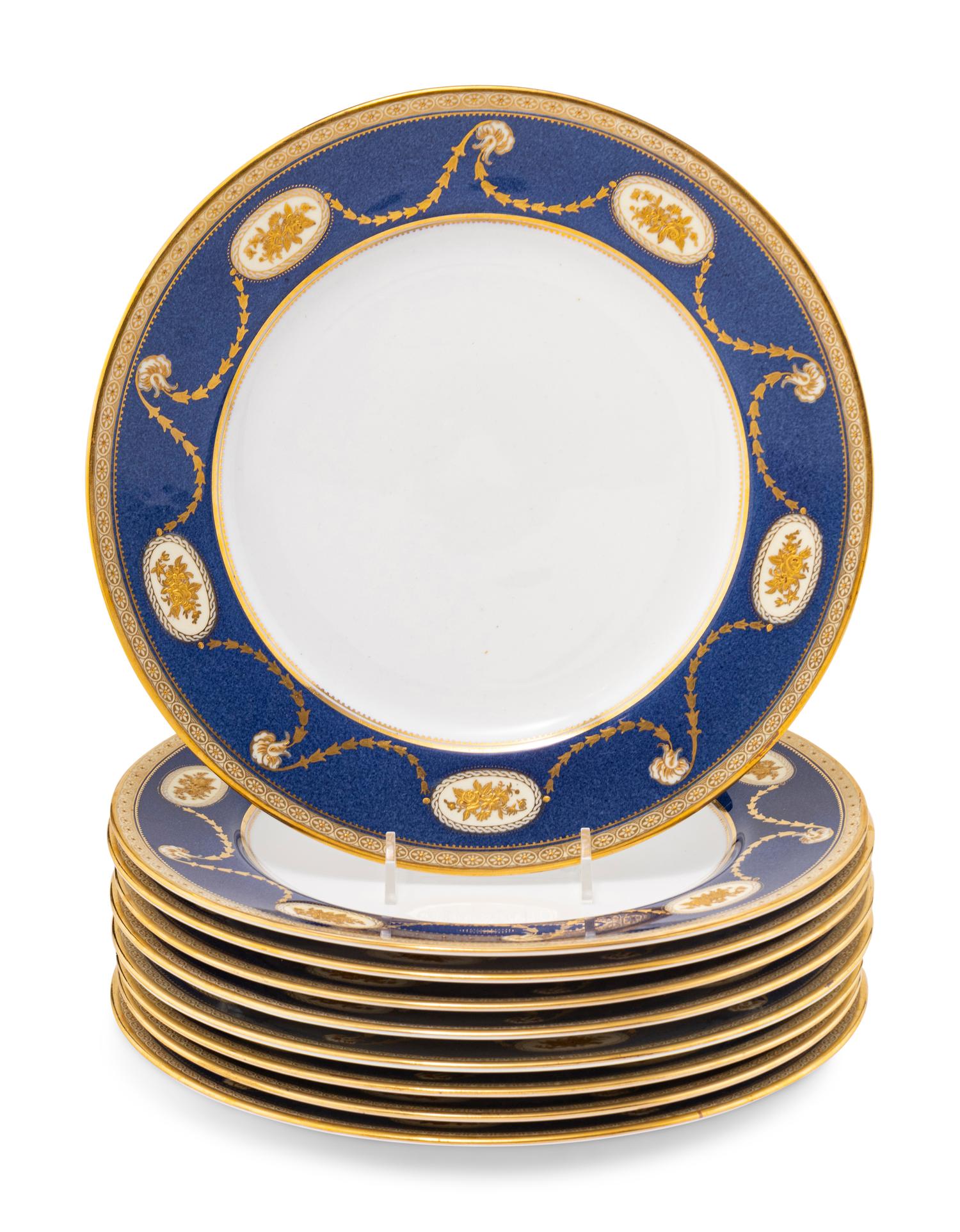 A Set of Spode Copeland Dinner Plates