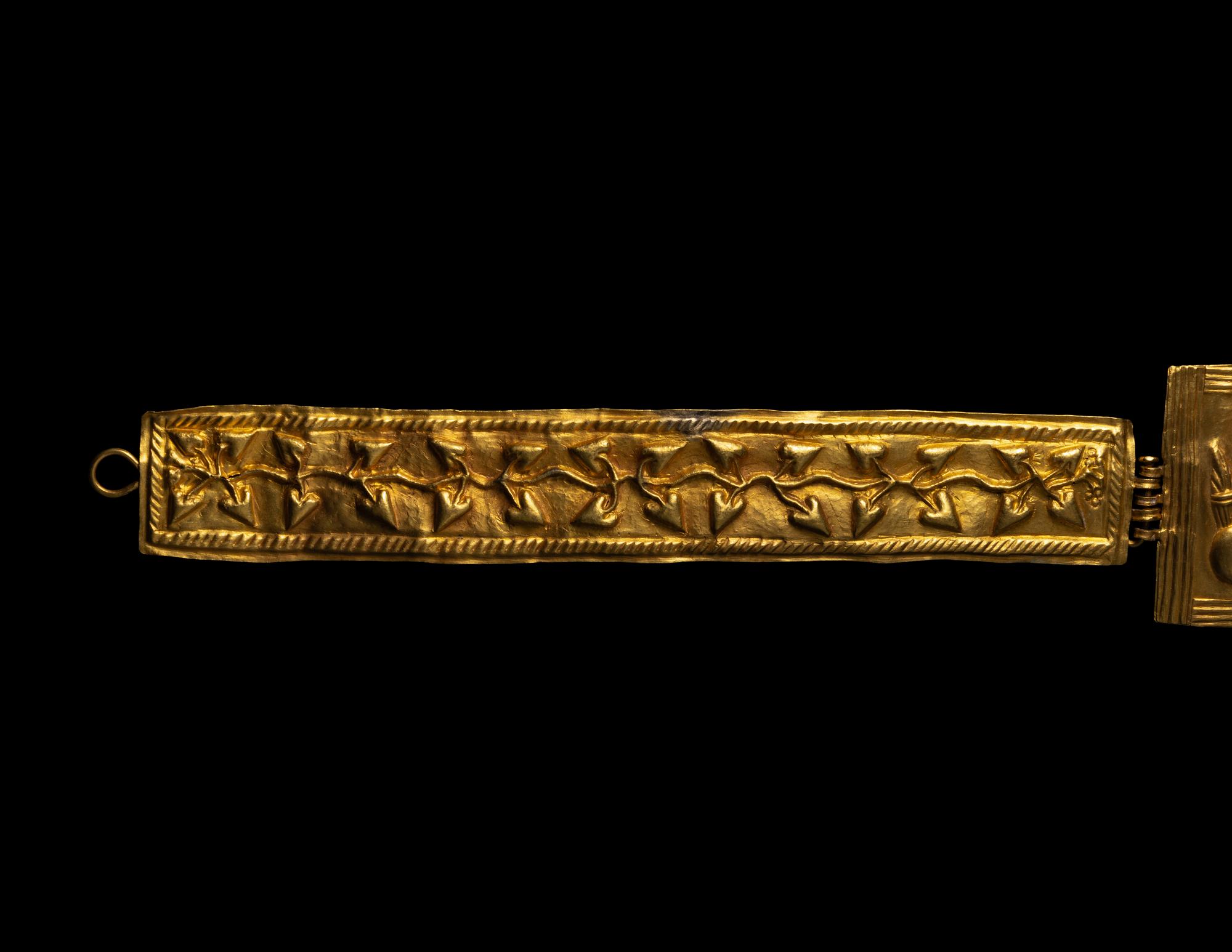 A Roman Gold Diadem or Girdle Featuring Diana