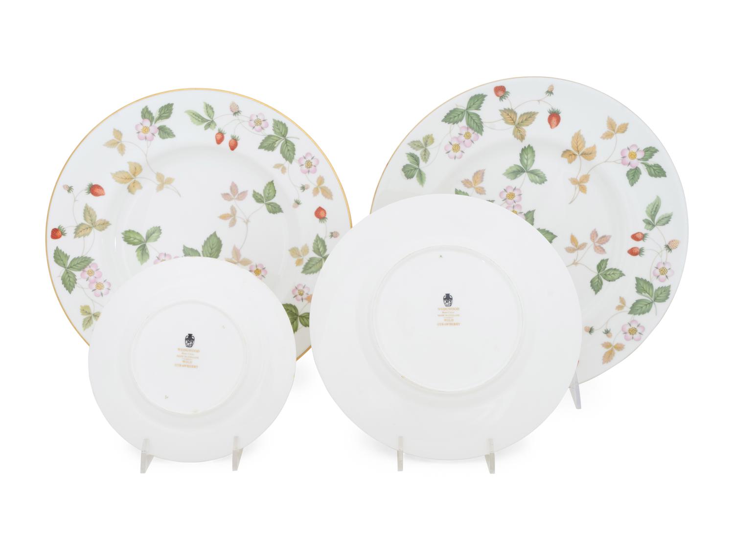 A Wedgwood Wild Strawberry Porcelain Dinner Service