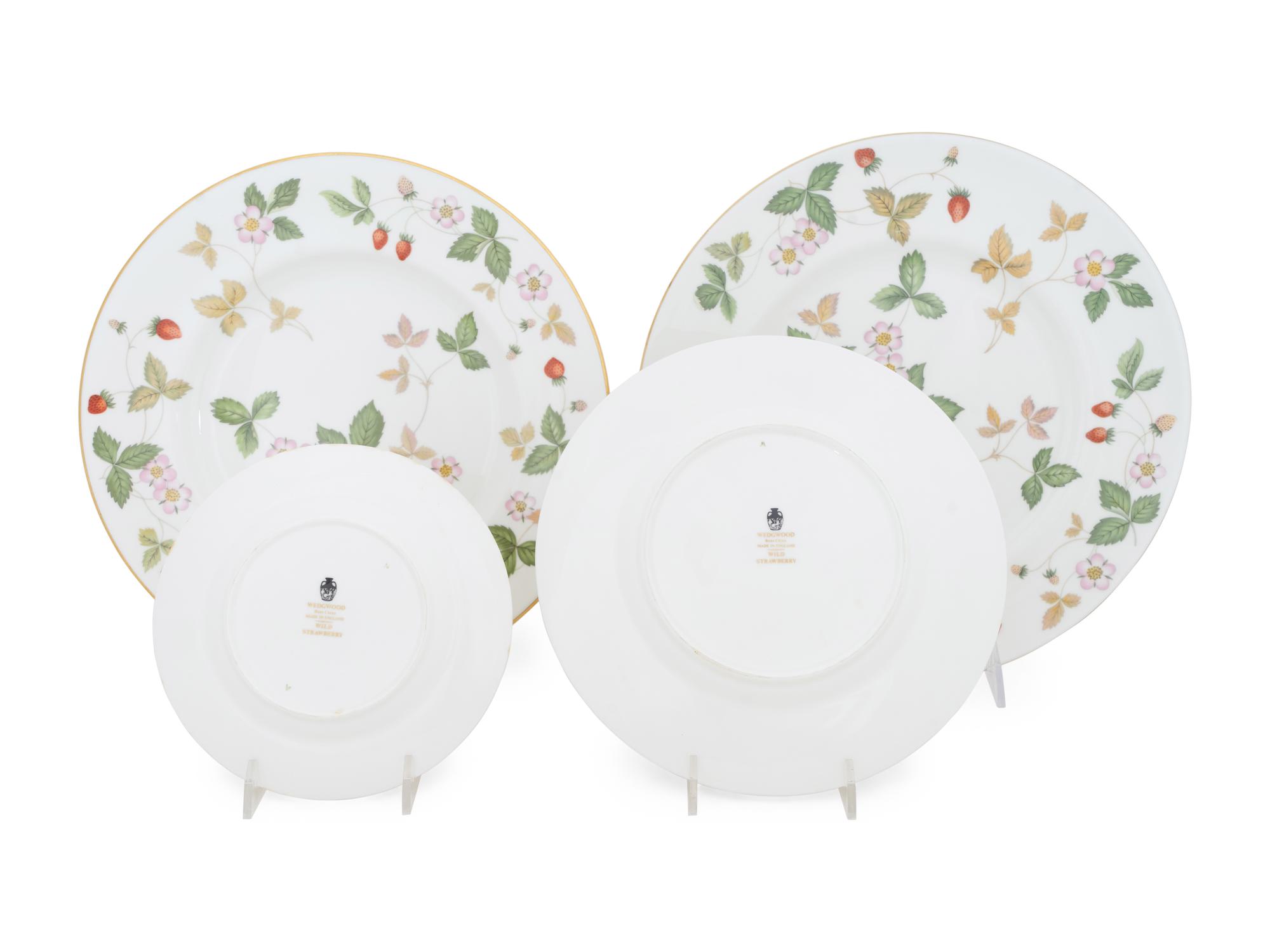 A Wedgwood Wild Strawberry Porcelain Dinner Service
