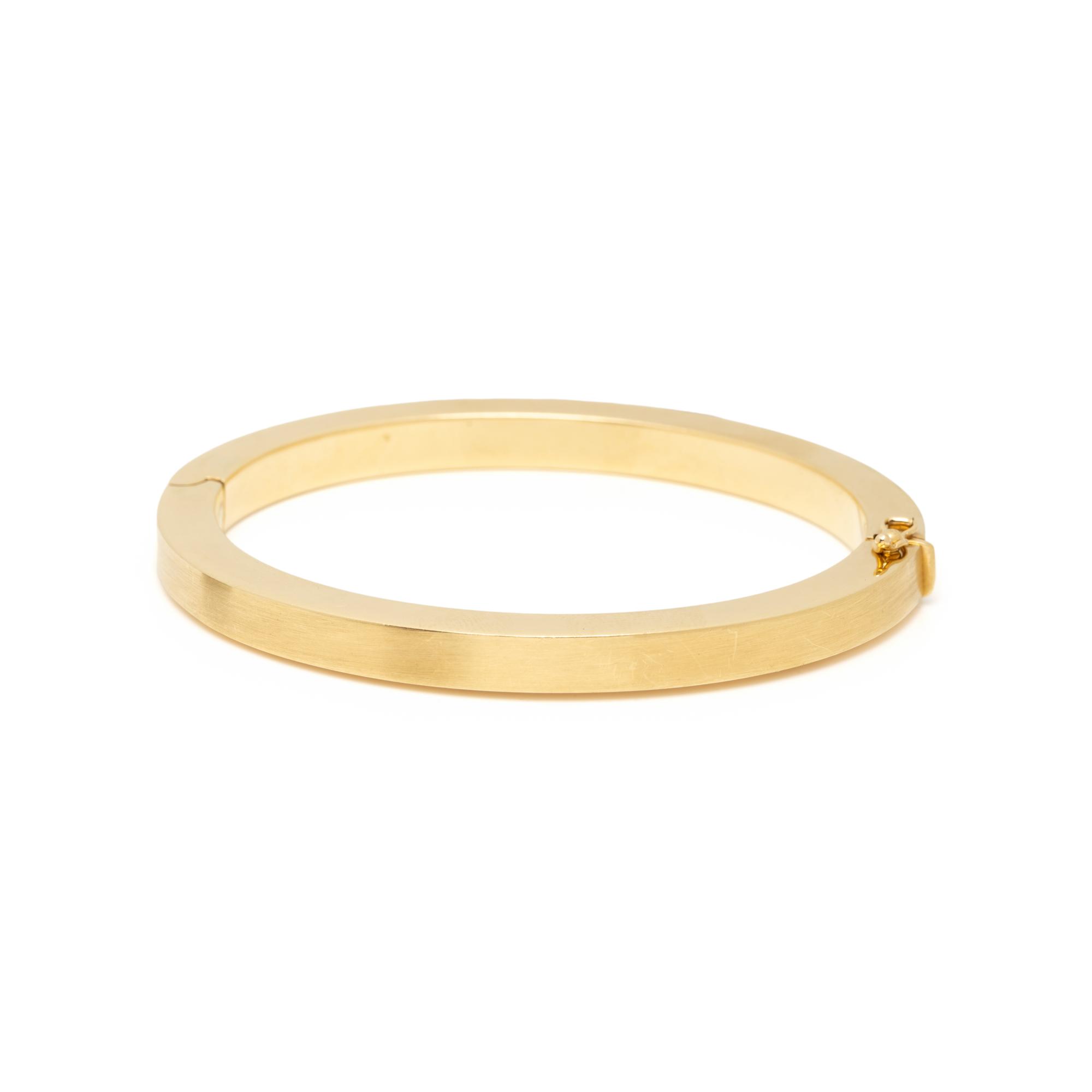 YELLOW GOLD BANGLE BRACELET