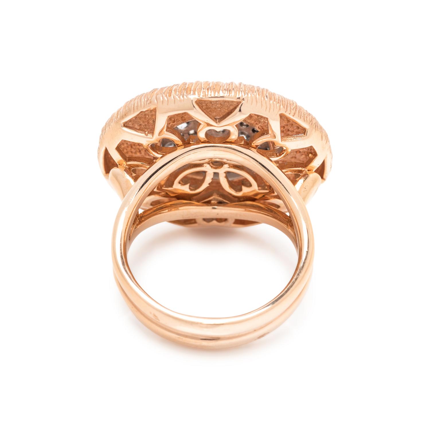 ROSE GOLD, DIAMOND AND COLORED DIAMOND RING