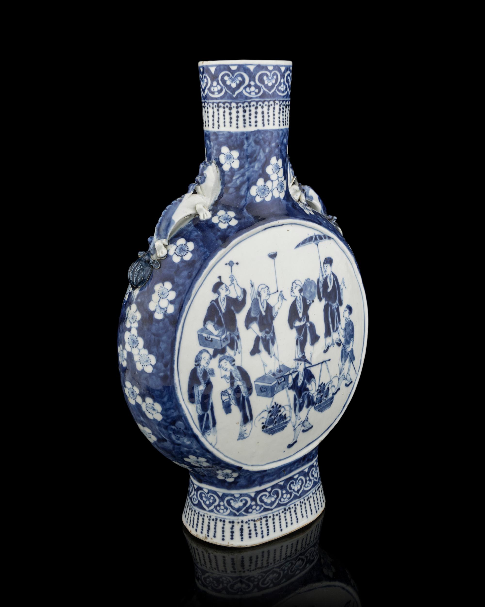 A Large Chinese Blue and White Porcelain Moon Flask
