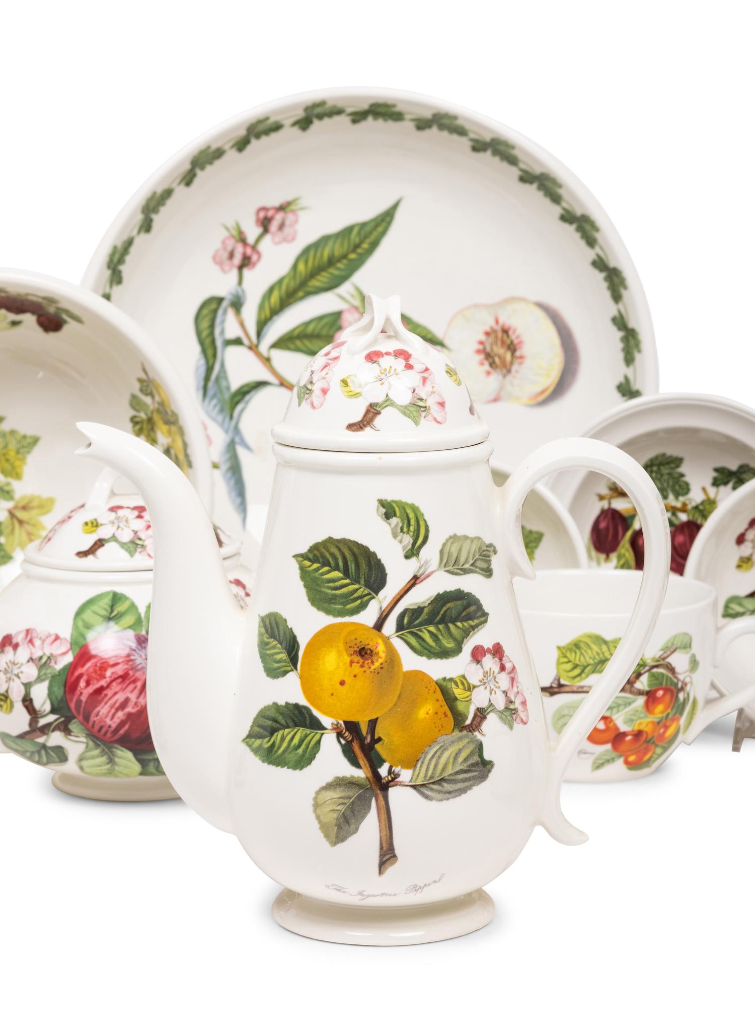 A Portmeirion Pomona Dinner Service