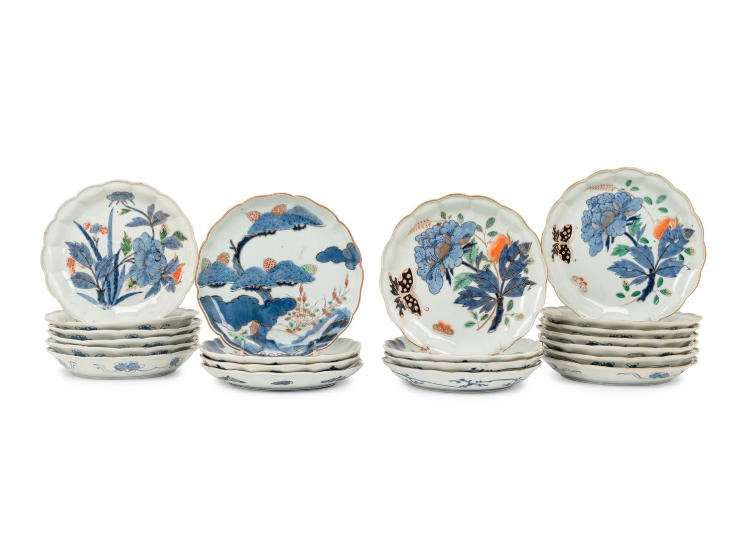 A Set of Twenty-One Japanese Export Porcelain Shallow Bowls