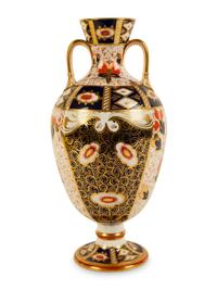 A Davenport Porcelain Double-Handled Vase in the Imari Pattern — CIRCA 1880-1887