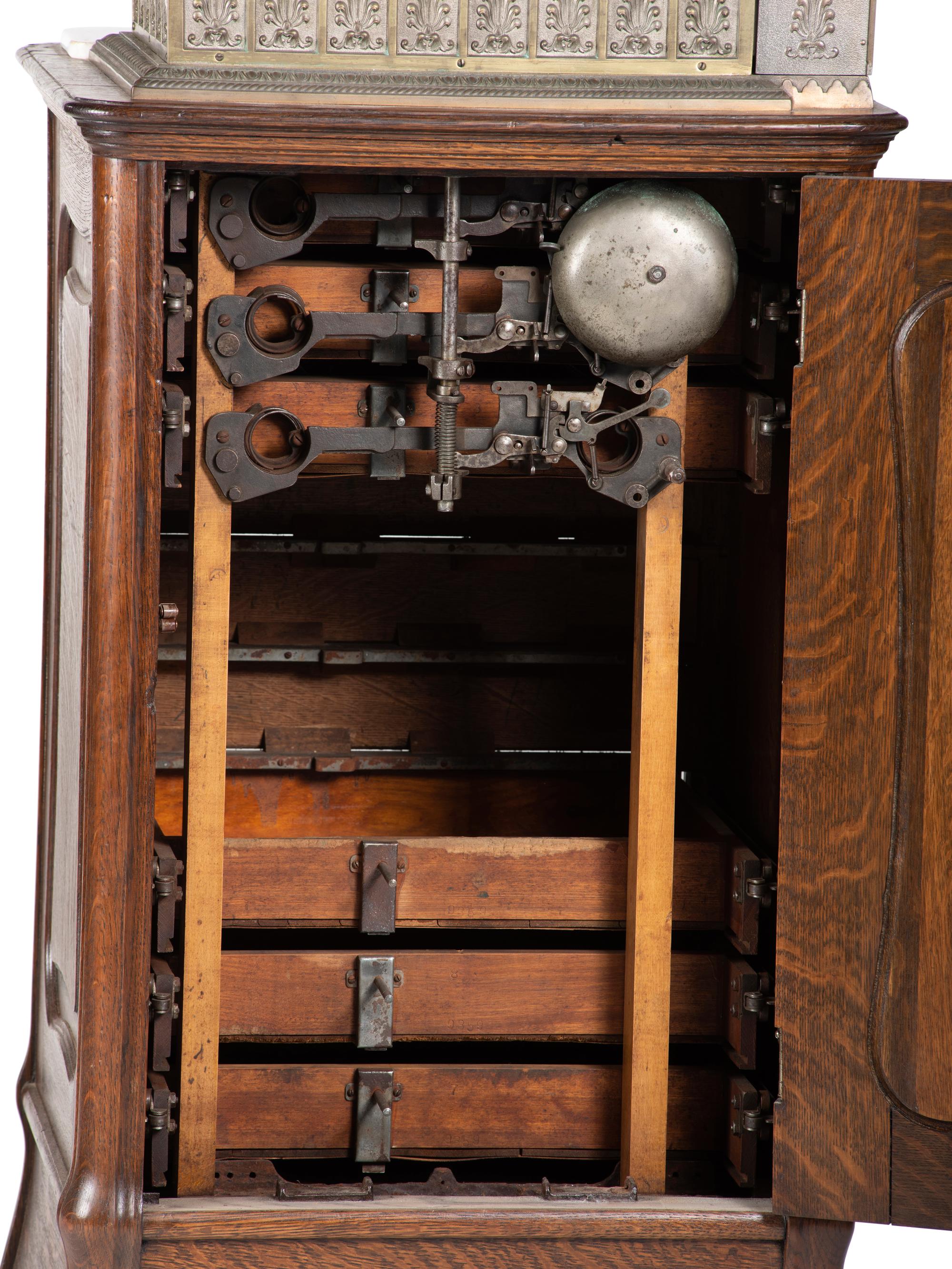 A National Cash Register , Floor Model 452-3-F