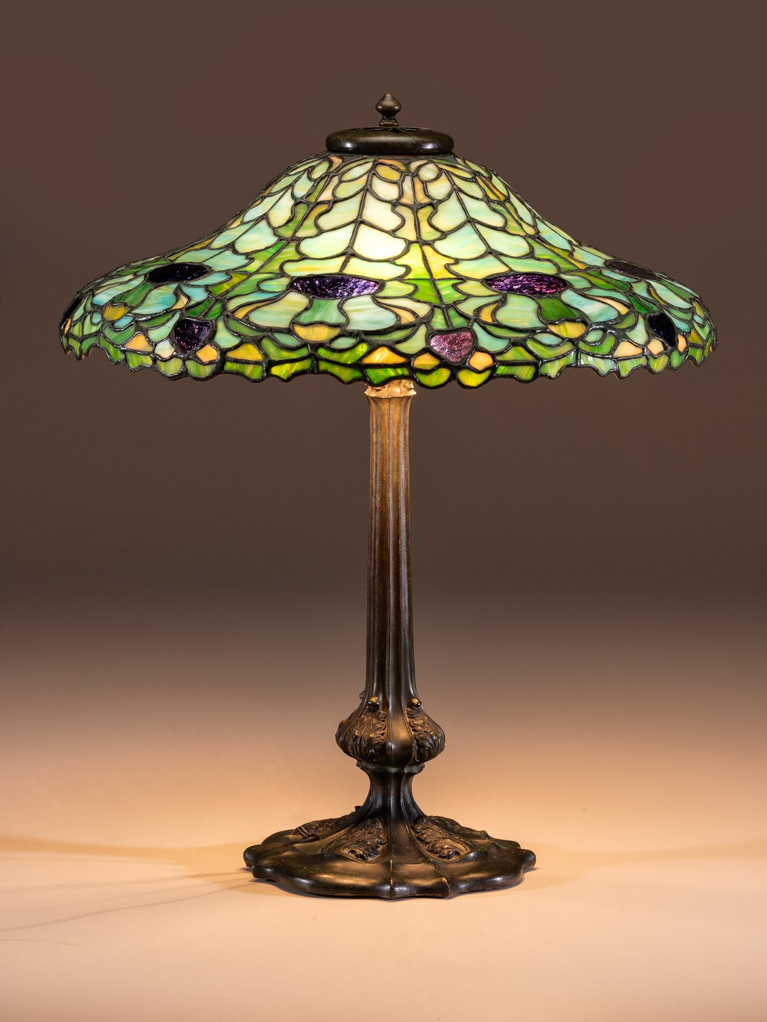 Thistle Table Lamp