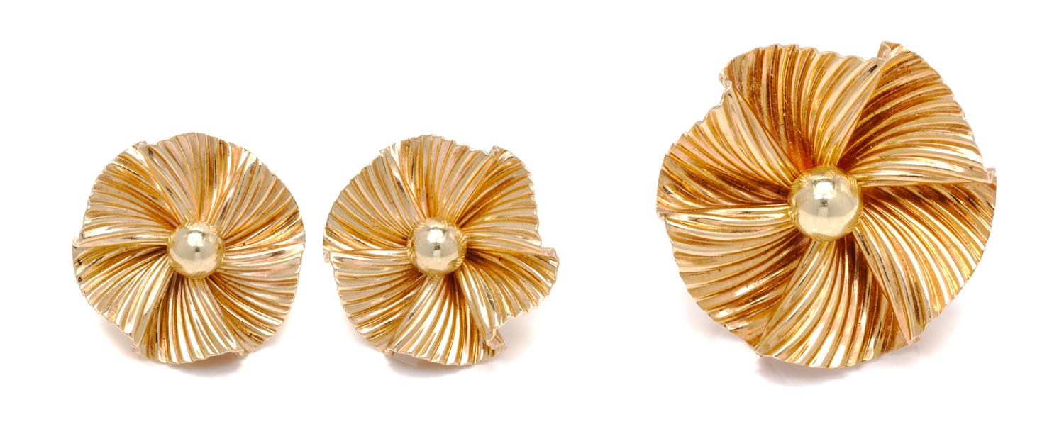A Retro Rose Gold Demi Parure, 15.40 dwts.